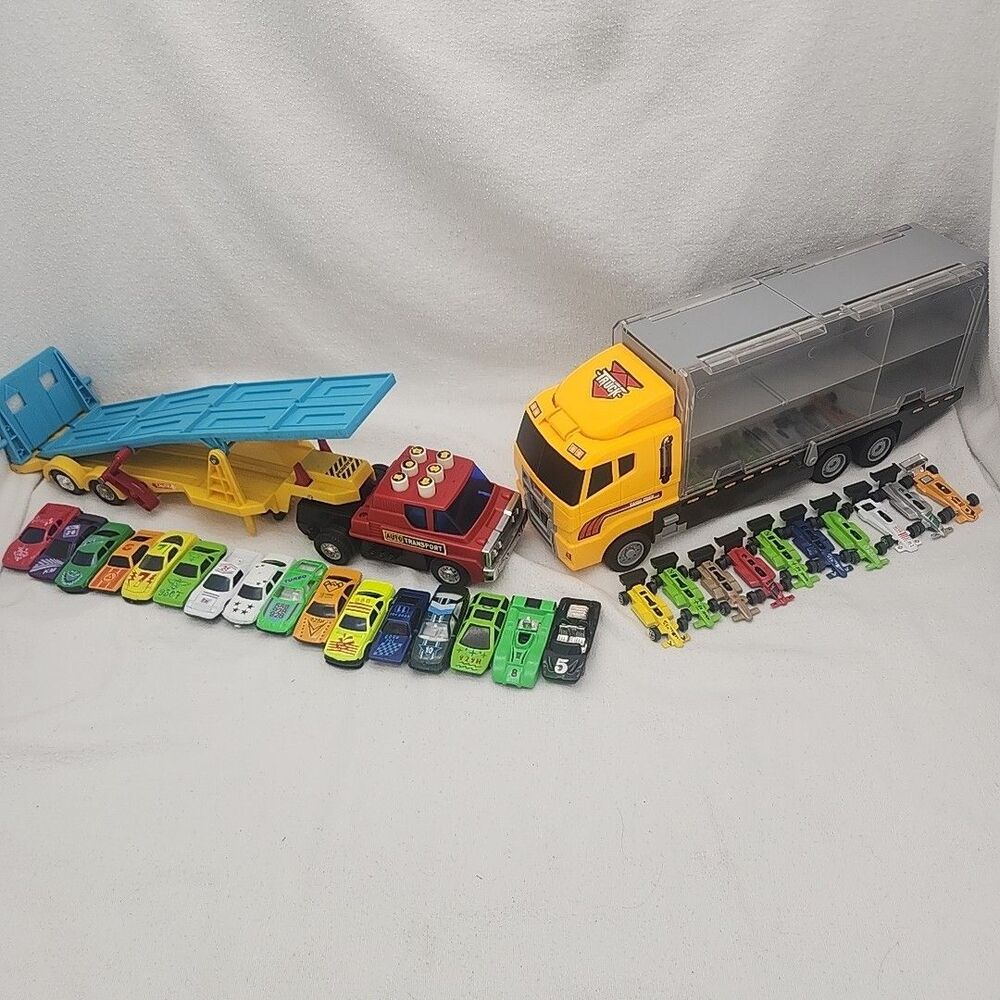 Truck Auto Transport Battery 1970's SEARS And Cargo Carrier 26 Cars Race READ